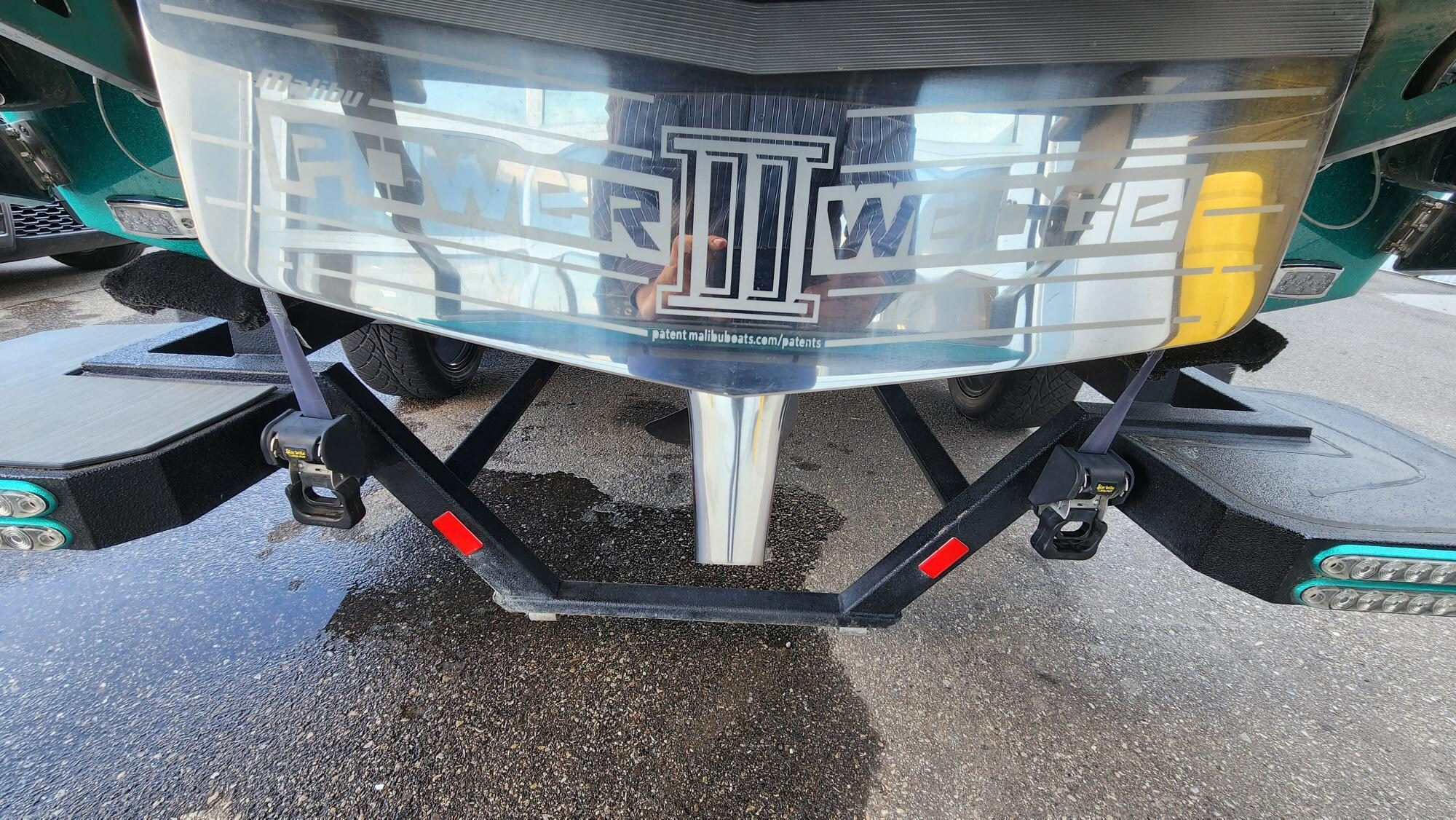 2021 Malibu Wakesetter 22LSV