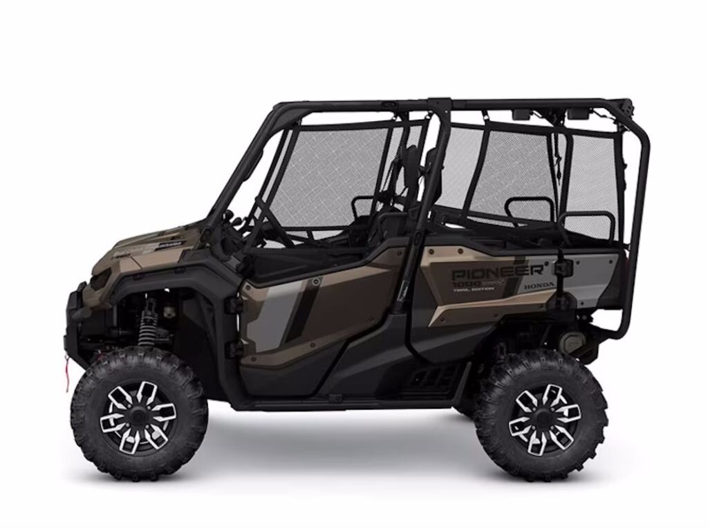 2024 Honda Pioneer 1000 5P Deluxe Trail Edition