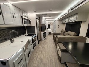 2025 Coachmen Mirada Class A Motorhomes 32LS