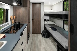 2025 Coachmen Cross Trail Class C Motorhomes 20BH