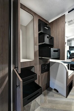 2025 Coachmen Cross Trail Class C Motorhomes 21XG