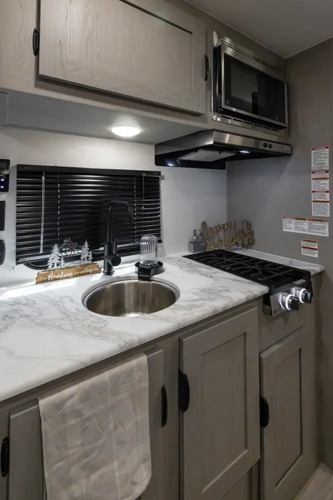 2027 Coachmen Clipper 3K Series 17BH