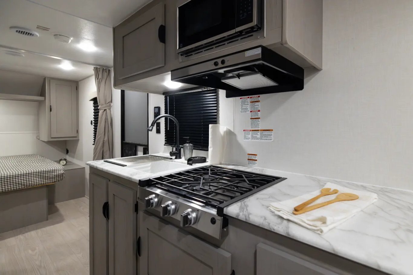 2027 Coachmen Clipper 5K Series 242MK