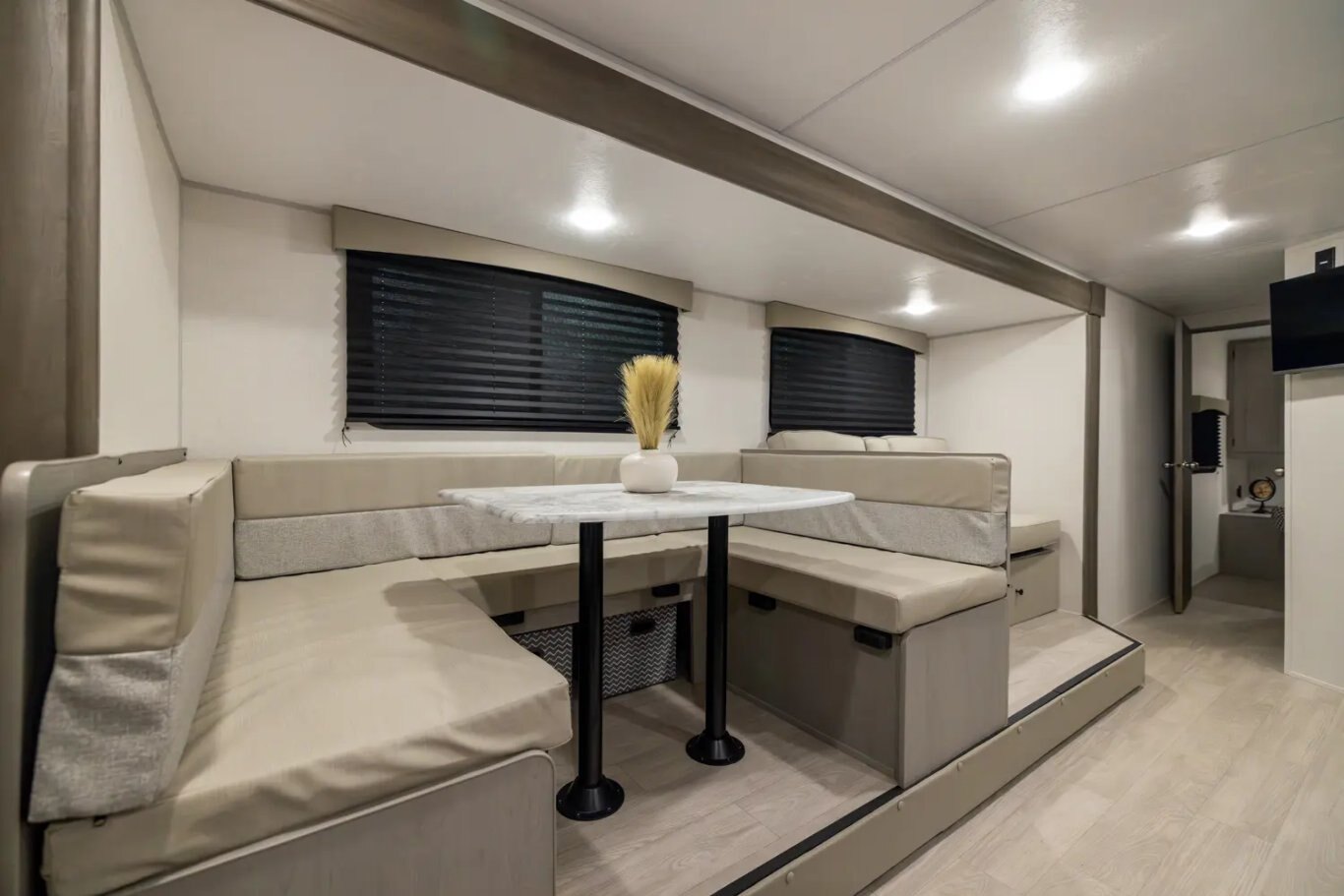 2027 Coachmen Clipper 6K Series 292TB