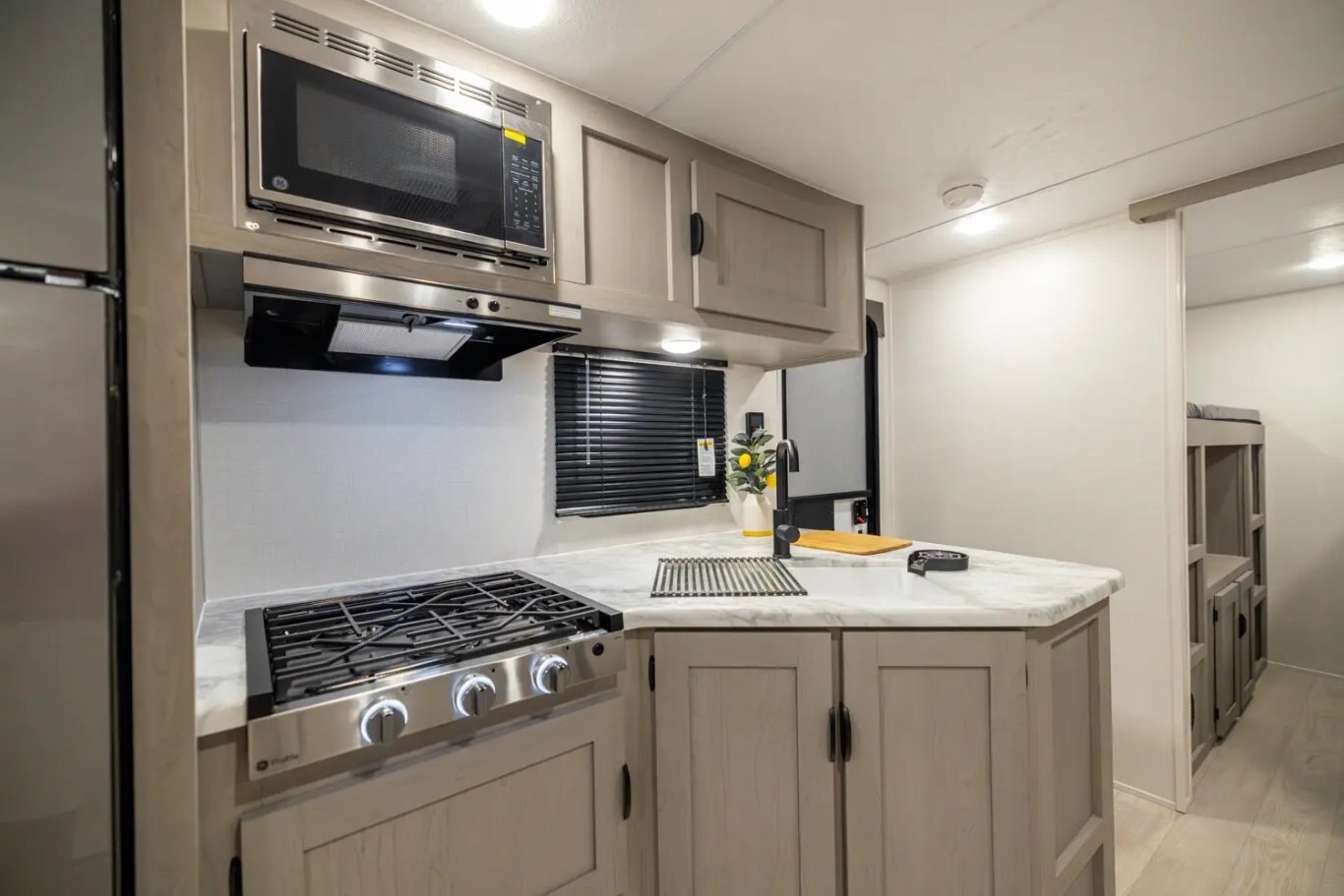 2027 Coachmen Clipper 6K Series 292TB