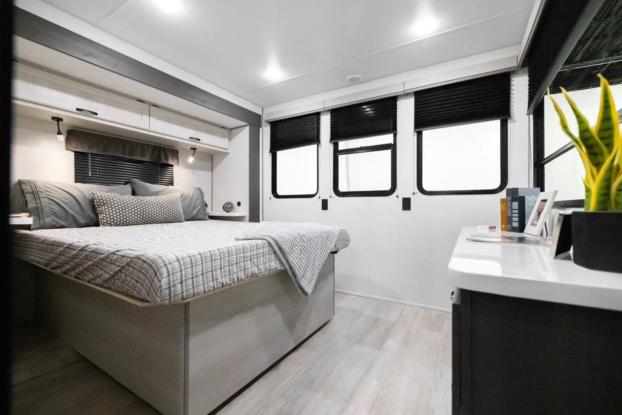 2027 Coachmen Catalina Destination Series 42CONDO