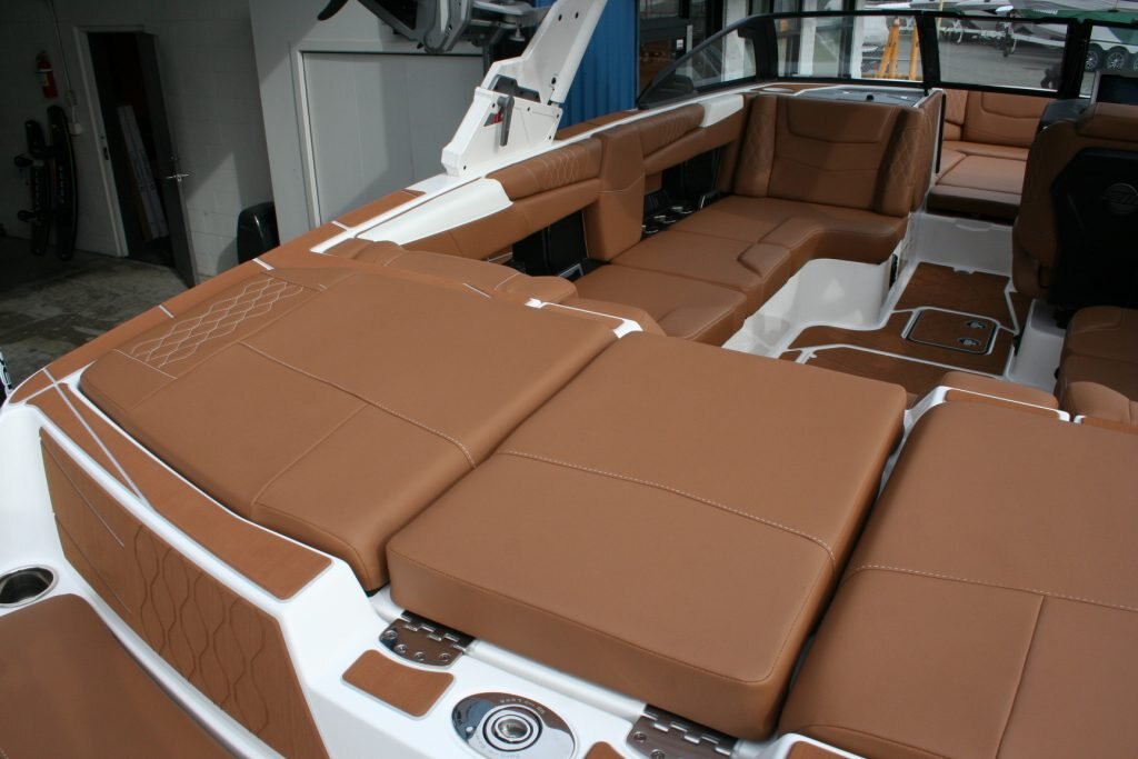 2024 Malibu M220 ***NO PAYMENTS UNITL APRIL WITH FREE STORAGE***