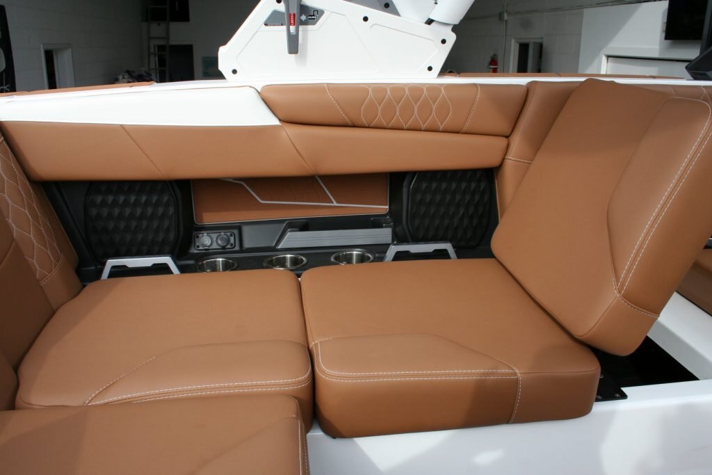 2024 Malibu M220 ***NO PAYMENTS UNITL APRIL WITH FREE STORAGE***