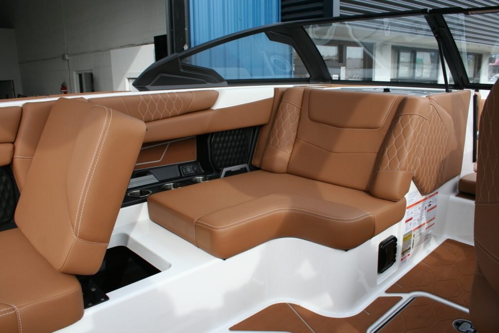 2024 Malibu M220 ***NO PAYMENTS UNITL APRIL WITH FREE STORAGE***