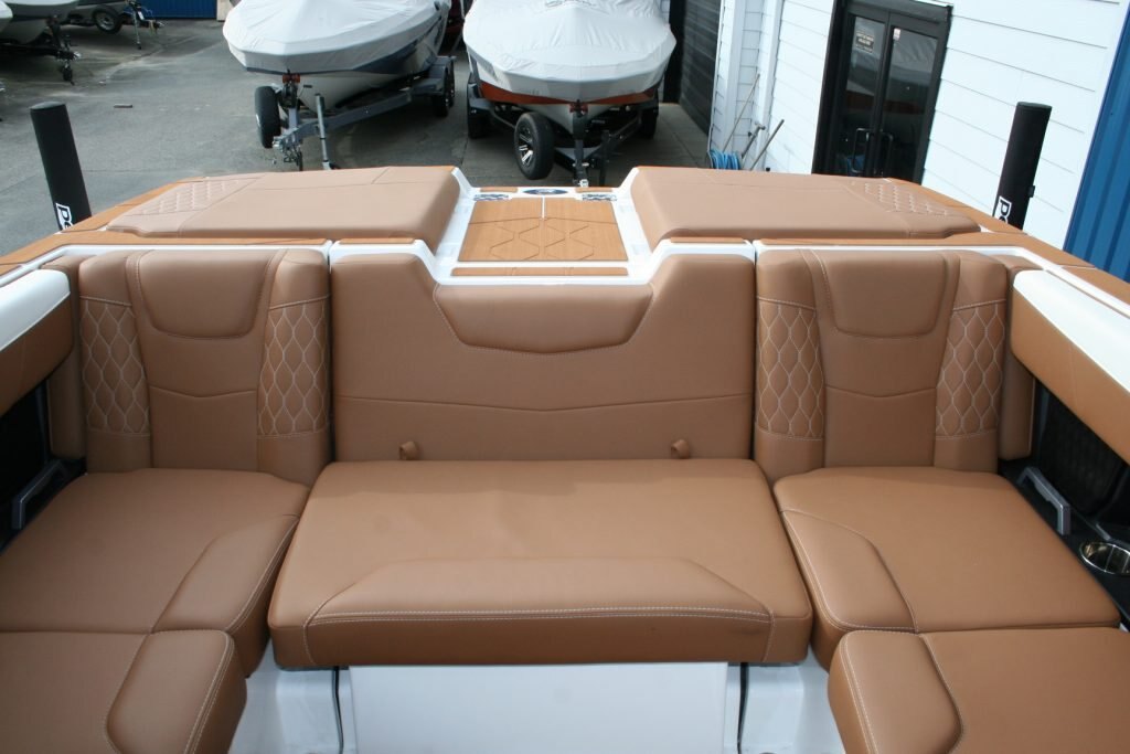 2024 Malibu M220 ***NO PAYMENTS UNITL APRIL WITH FREE STORAGE***