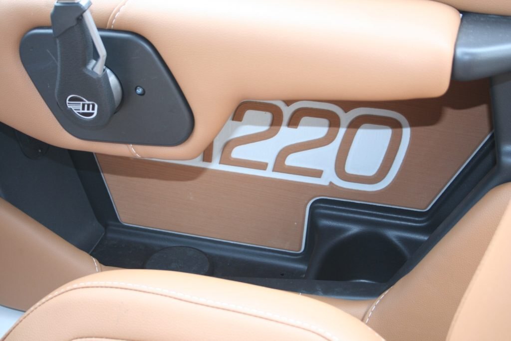 2024 Malibu M220 ***NO PAYMENTS UNITL APRIL WITH FREE STORAGE***