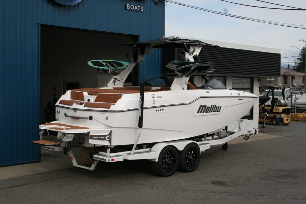 2024 Malibu M220 ***NO PAYMENTS UNITL APRIL WITH FREE STORAGE***