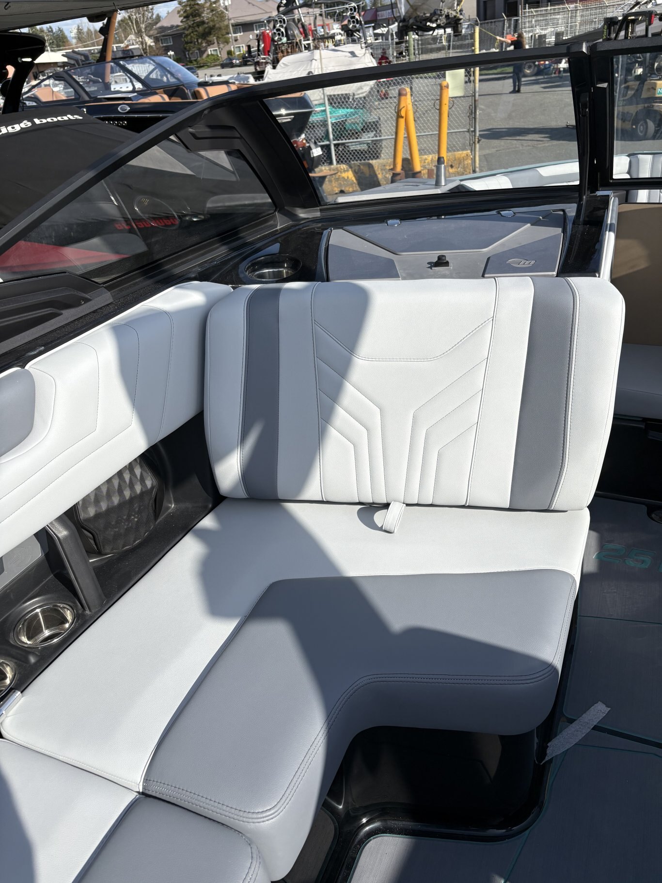 2025 Malibu Wakesetter 25 LSV ****NO PAYMENTS UNITL APRIL WITH FREE STORAGE***