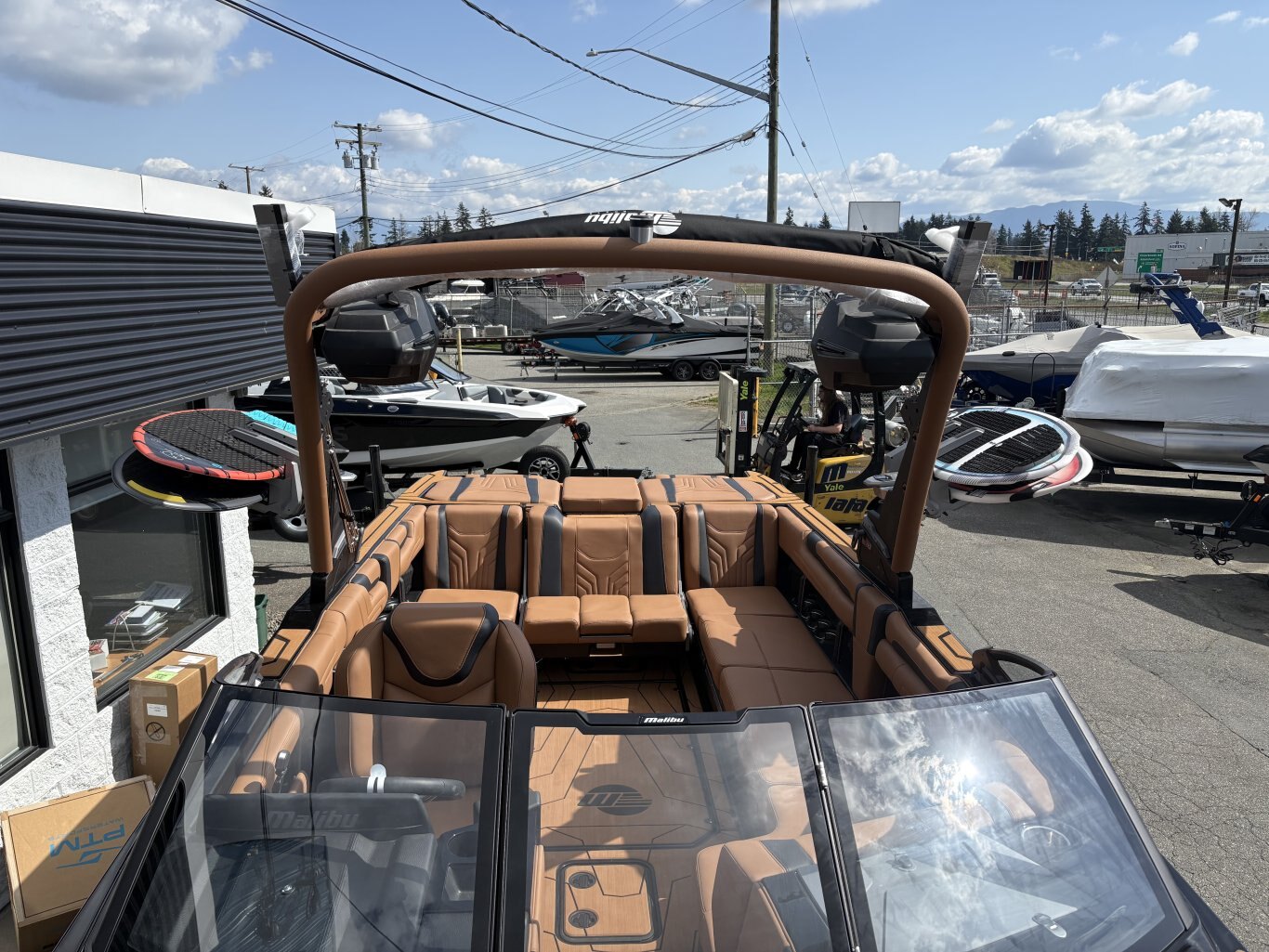 2025 Malibu Wakesetter 25 LSV ***NO PAYMENTS UNITL APRIL WITH FREE STORAGE***