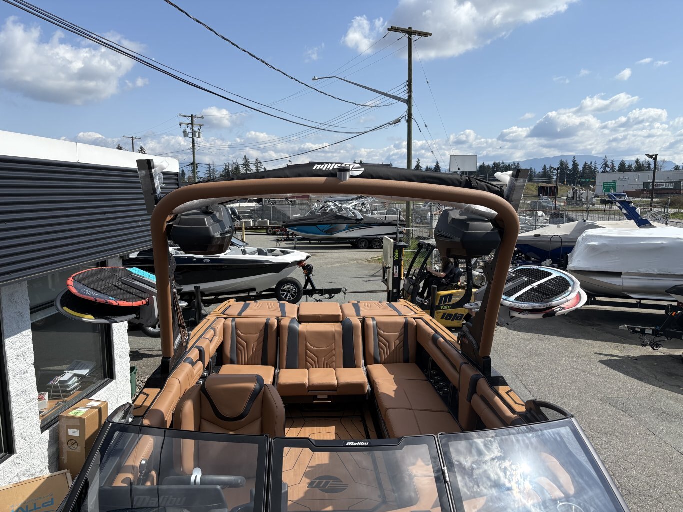 2025 Malibu Wakesetter 25 LSV ***NO PAYMENTS UNITL APRIL WITH FREE STORAGE***