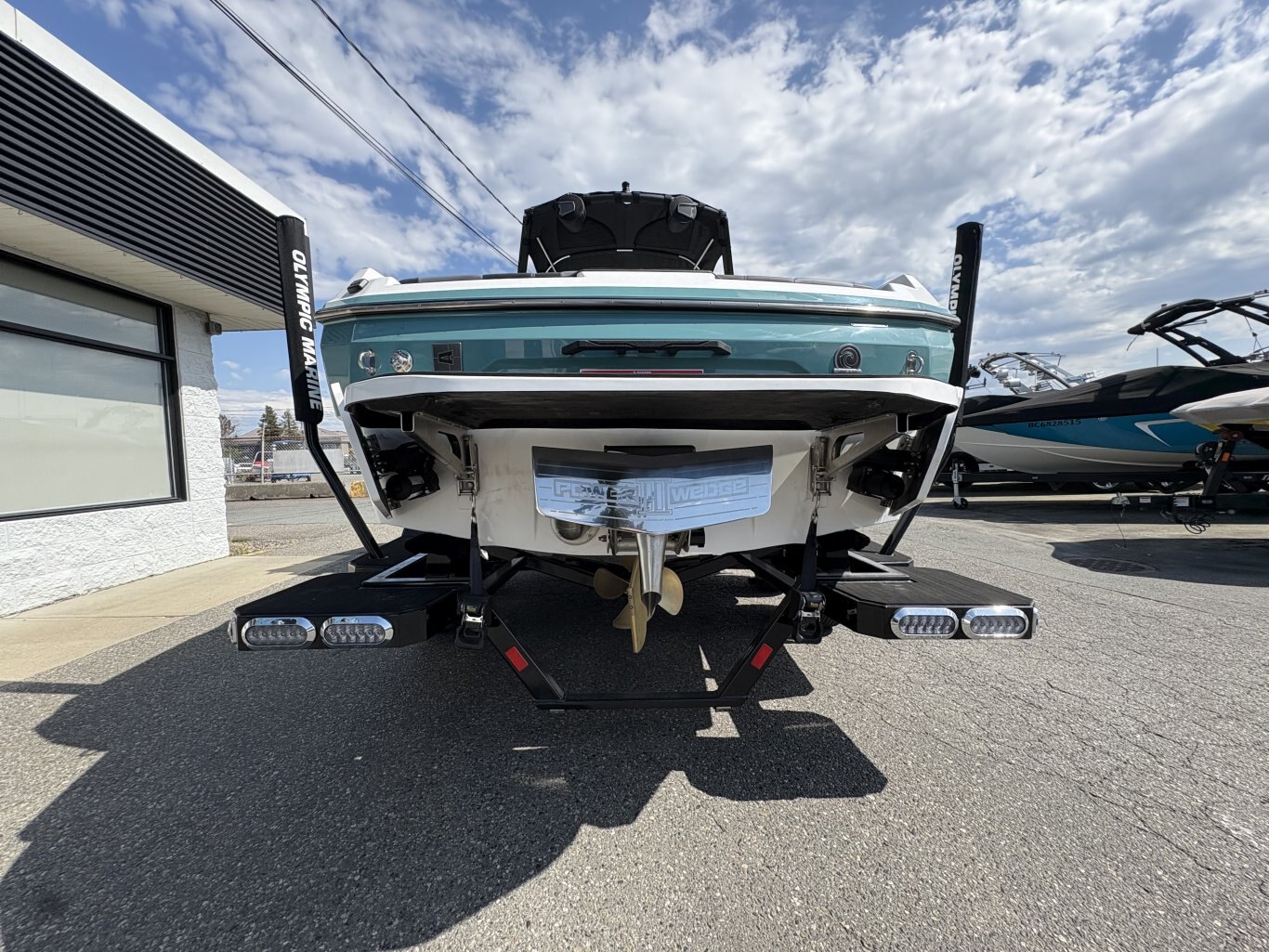 2025 AXIS A225 ***NO PAYMENTS UNITL APRIL WITH FREE STORAGE ***