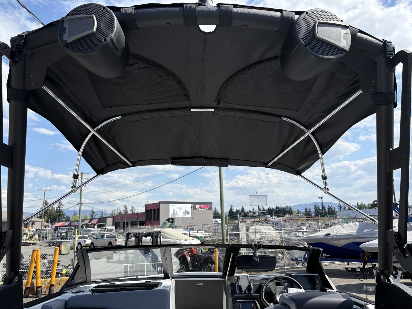 2025 AXIS A225 ***NO PAYMENTS UNITL APRIL WITH FREE STORAGE ***