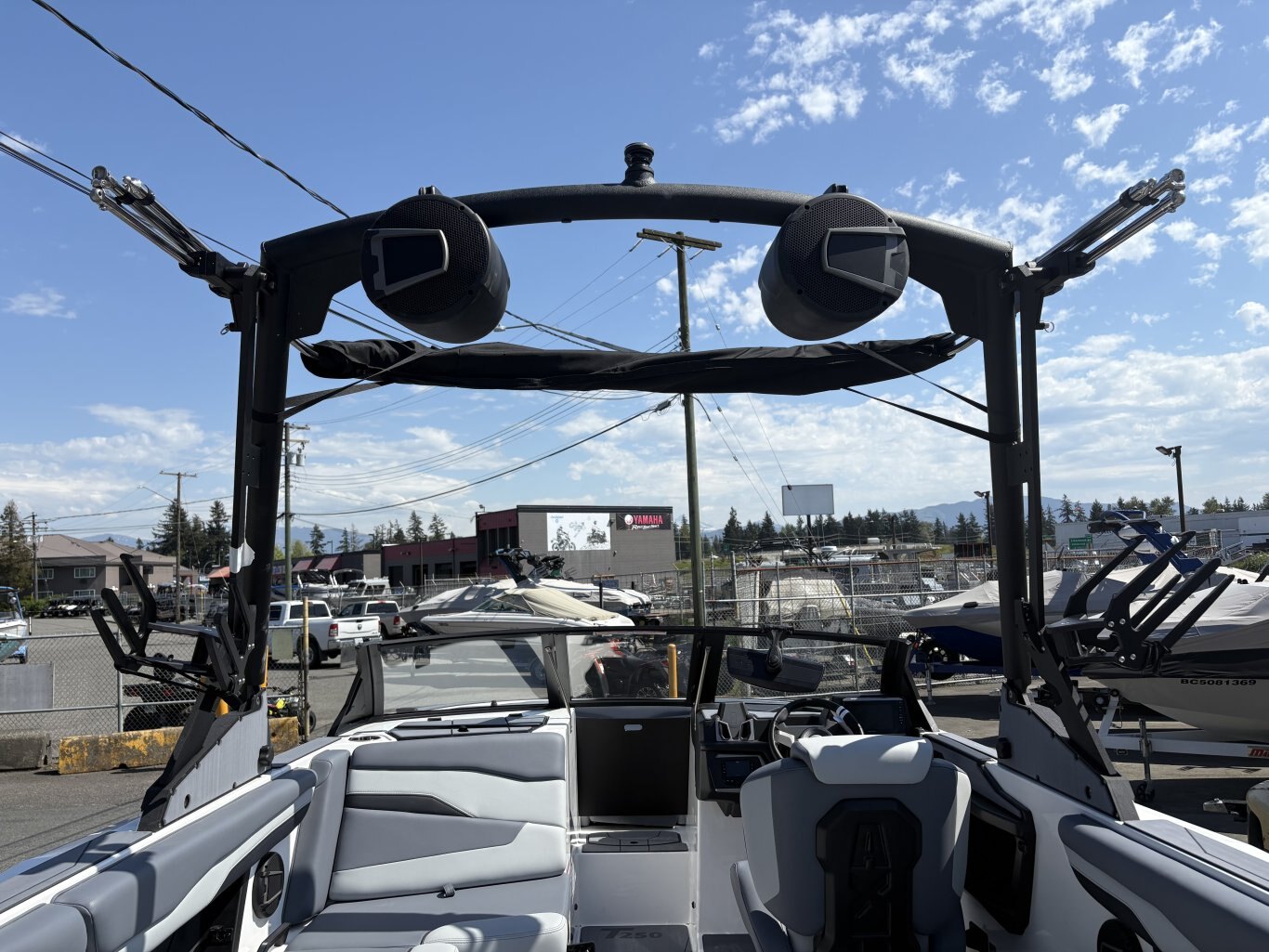 2025 AXIS T250 ***NO PAYMENTS UNITL APRIL WITH FREE STORAGE ***