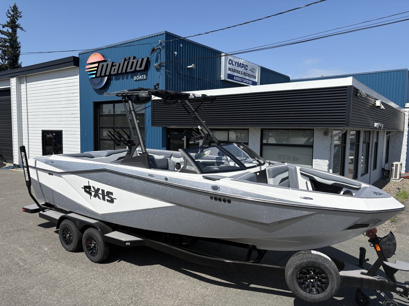 2025 AXIS T250 ***NO PAYMENTS UNITL APRIL WITH FREE STORAGE ***