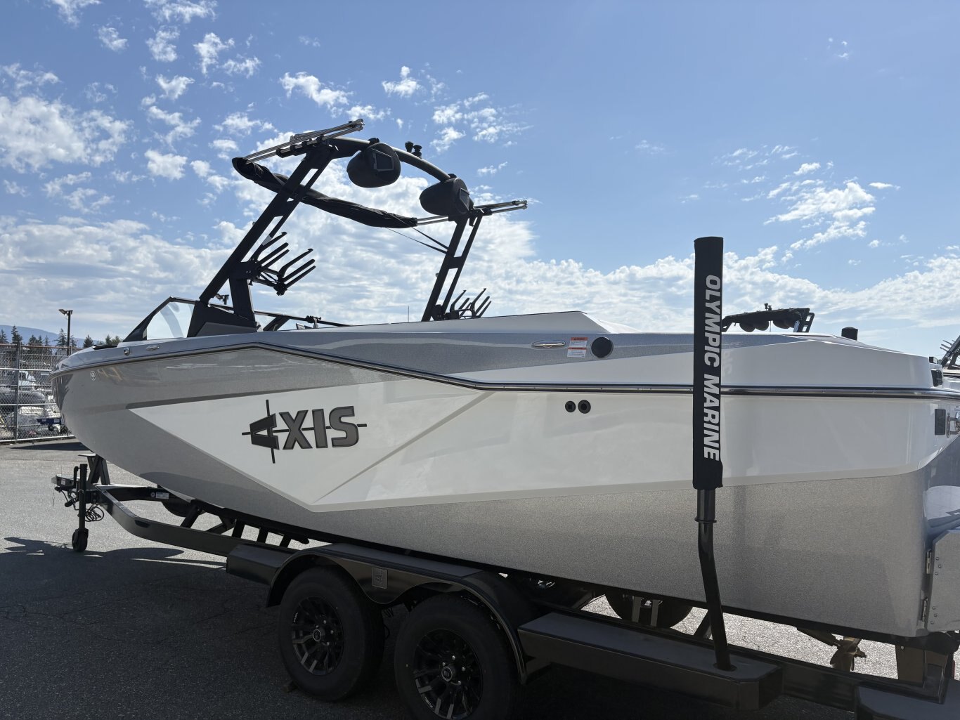 2025 AXIS T250 ***NO PAYMENTS UNITL APRIL WITH FREE STORAGE ***