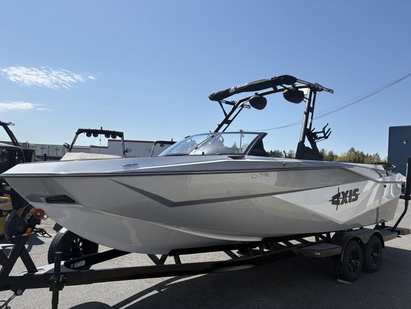 2025 AXIS T250 ***NO PAYMENTS UNITL APRIL WITH FREE STORAGE ***