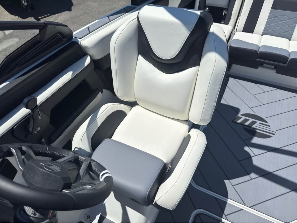2025 Malibu Wakesetter 23 LSV ***NO PAYMENTS UNITL APRIL WITH FREE STORAGE ***