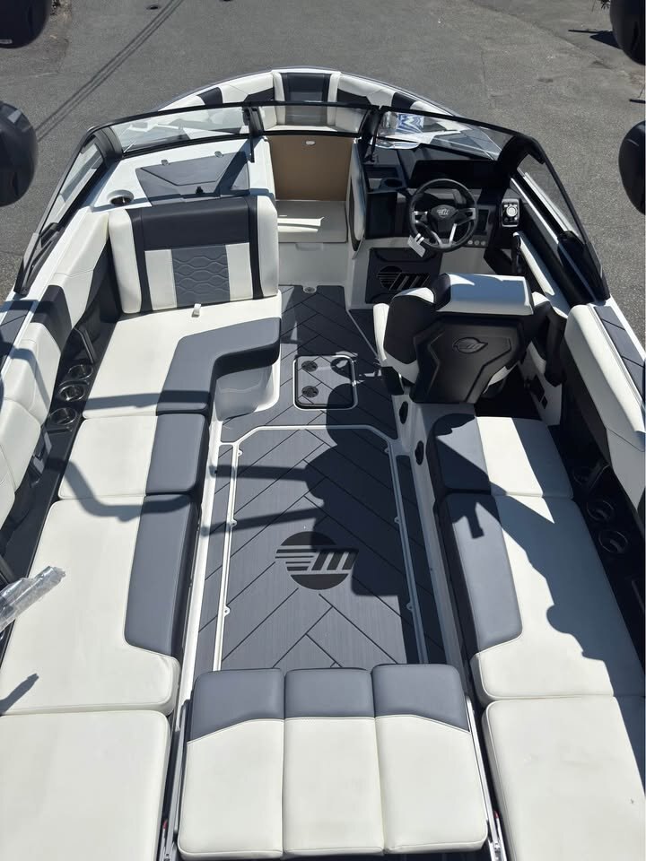 2025 Malibu Wakesetter 23 LSV ***NO PAYMENTS UNITL APRIL WITH FREE STORAGE ***