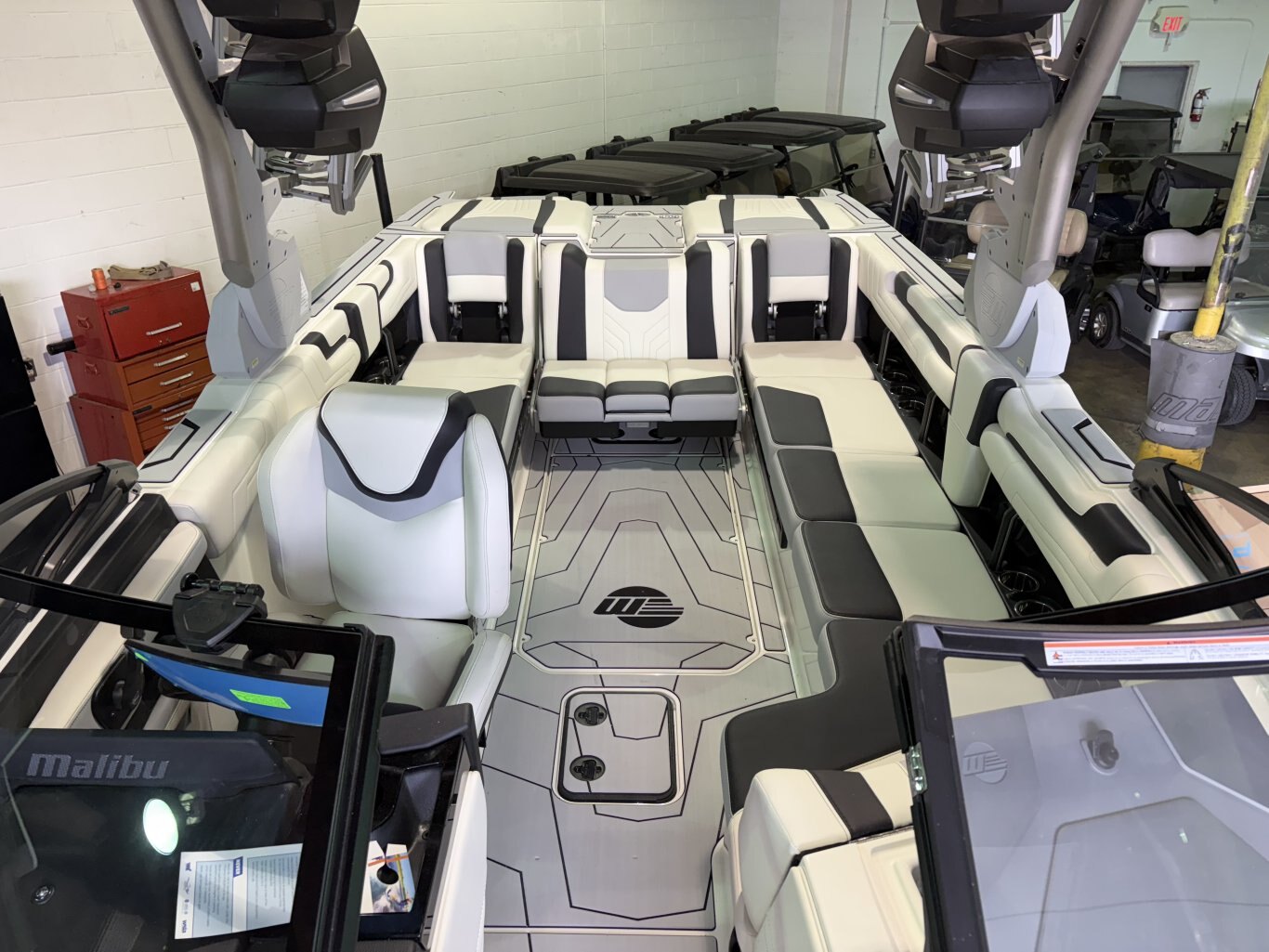 2025 Malibu Wakesetter 25 LSV ***NO PAYMENTS UNITL APRIL WITH FREE STORAGE ***