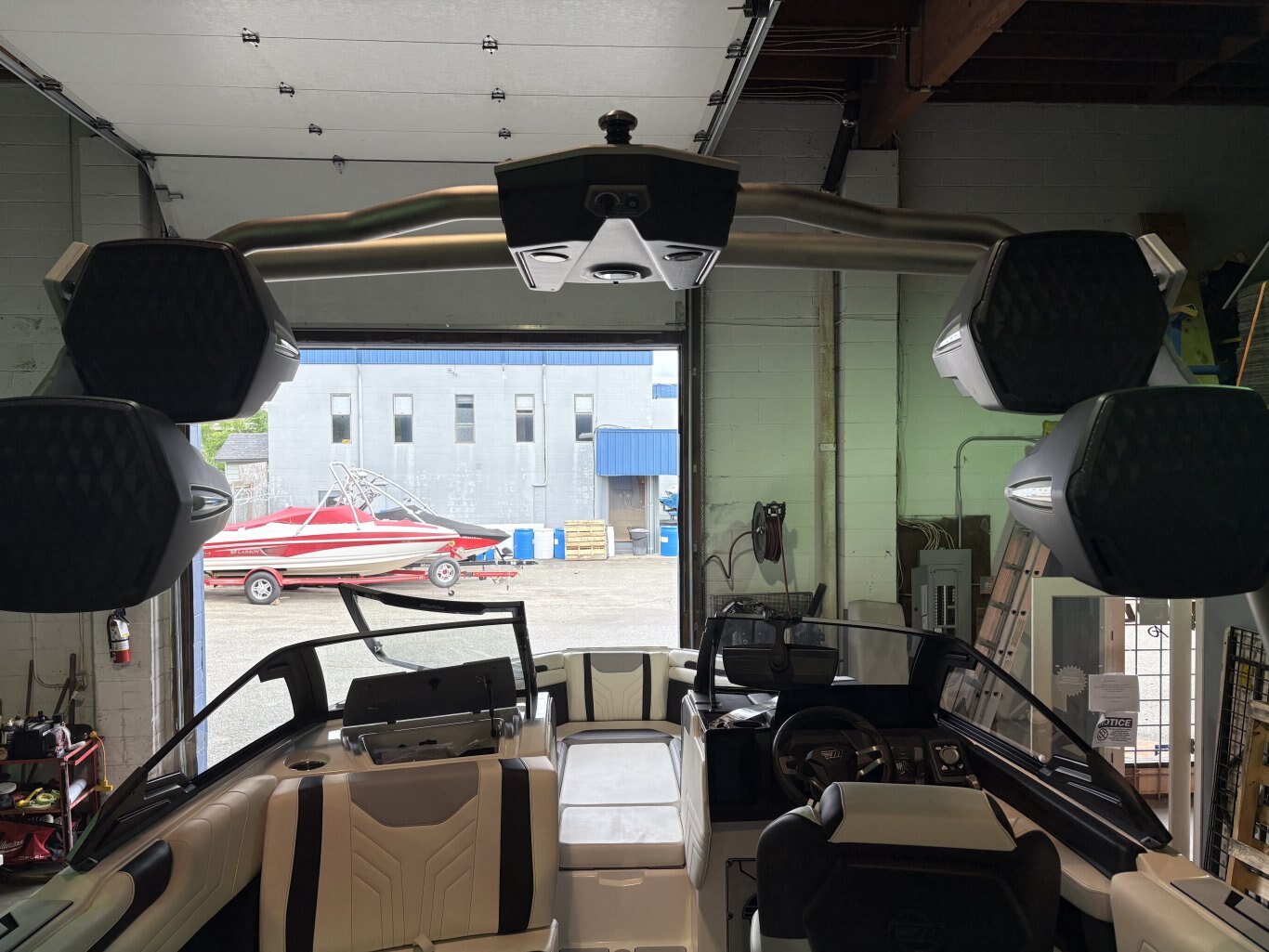 2025 Malibu Wakesetter 25 LSV ***NO PAYMENTS UNITL APRIL WITH FREE STORAGE ***