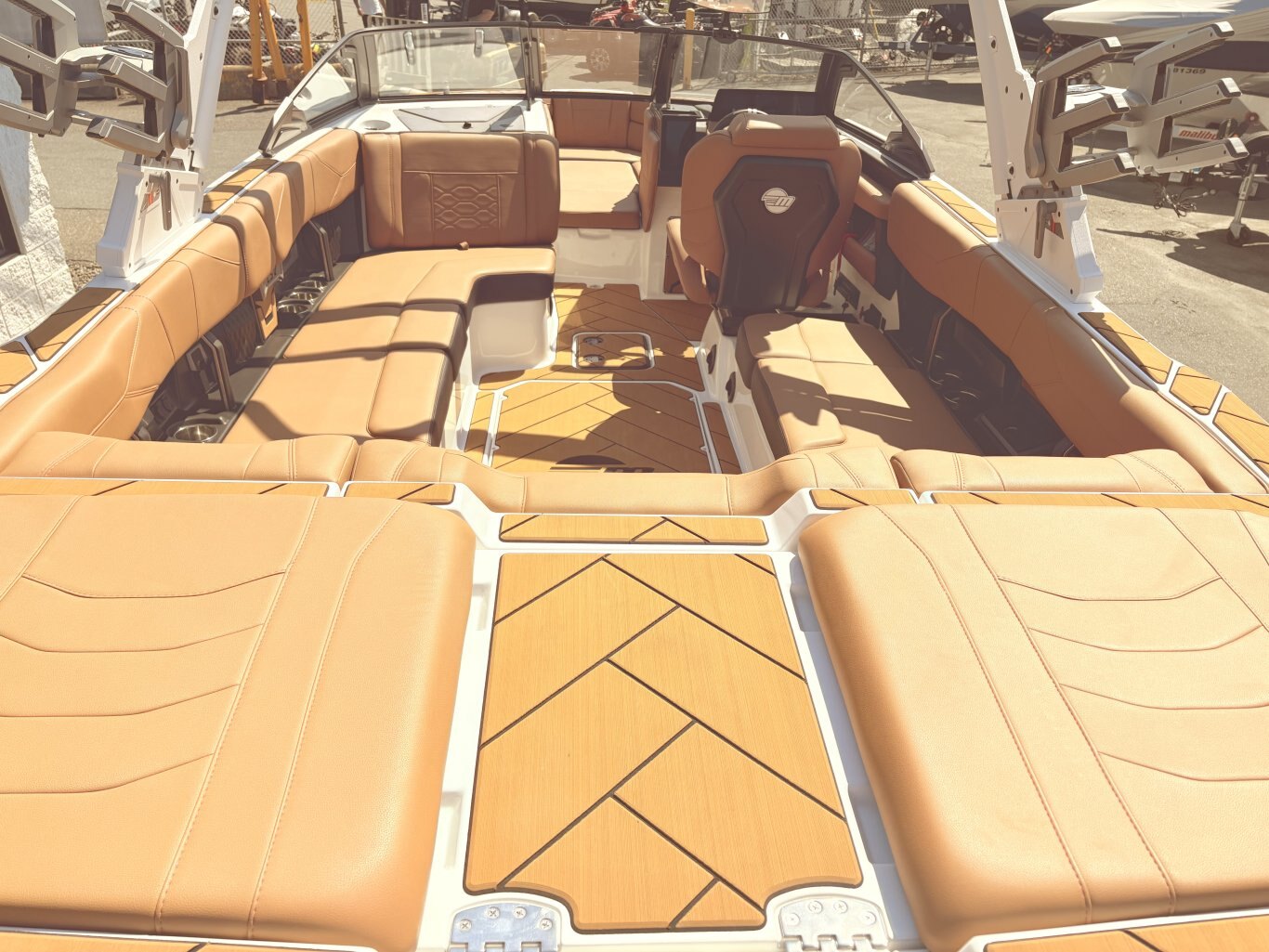 2025 MALIBU WAKESETTER 23LSV ***NO PAYMENTS UNITL APRIL WITH FREE STORAGE***