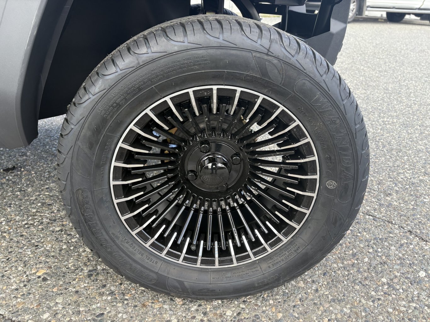 2025 EPIC FX 40 LSV Luxury 4 Passenger Street Legal Kit Golf Cart – Fully Electric & Fully Loaded! ***NO PAYMENTS UNITL APRIL WITH FREE STORAGE *****