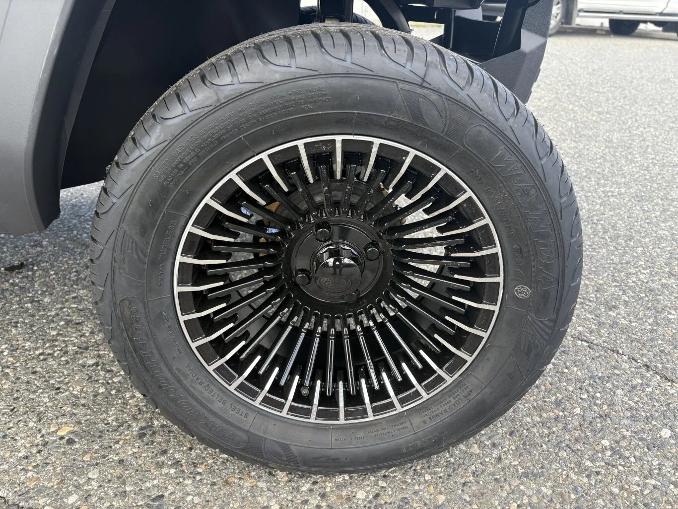 EPIC FX 40 LSV ***NO PAYMENTS UNITL APRIL WITH FREE STORAGE *** HOLE IN ONE SALE