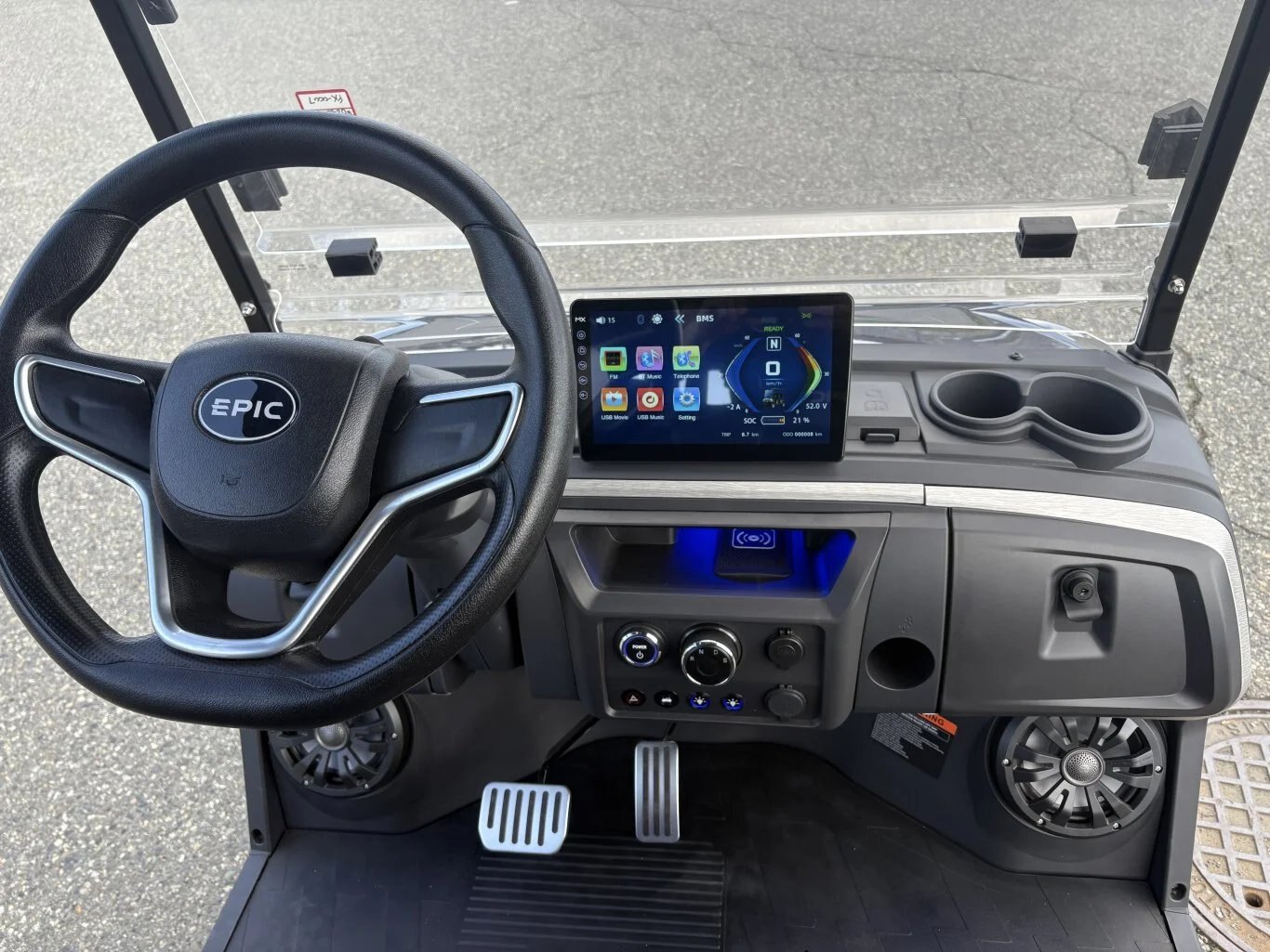 EPIC FX 40 LSV **NO PAYMENTS FOR 6 MONTHS OAC** HOLE IN ONE SALE!