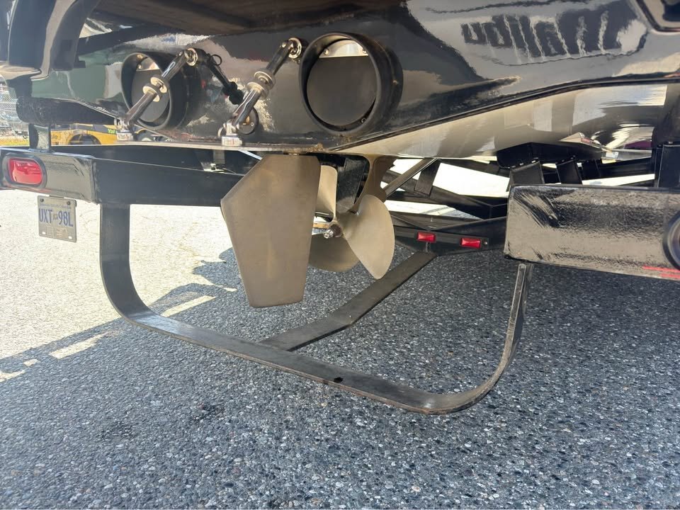 2005 CENTURION T5 THUNDER ONLY 163 HOURS **NO PAYMENTS FOR 6 MONTHS OAC**