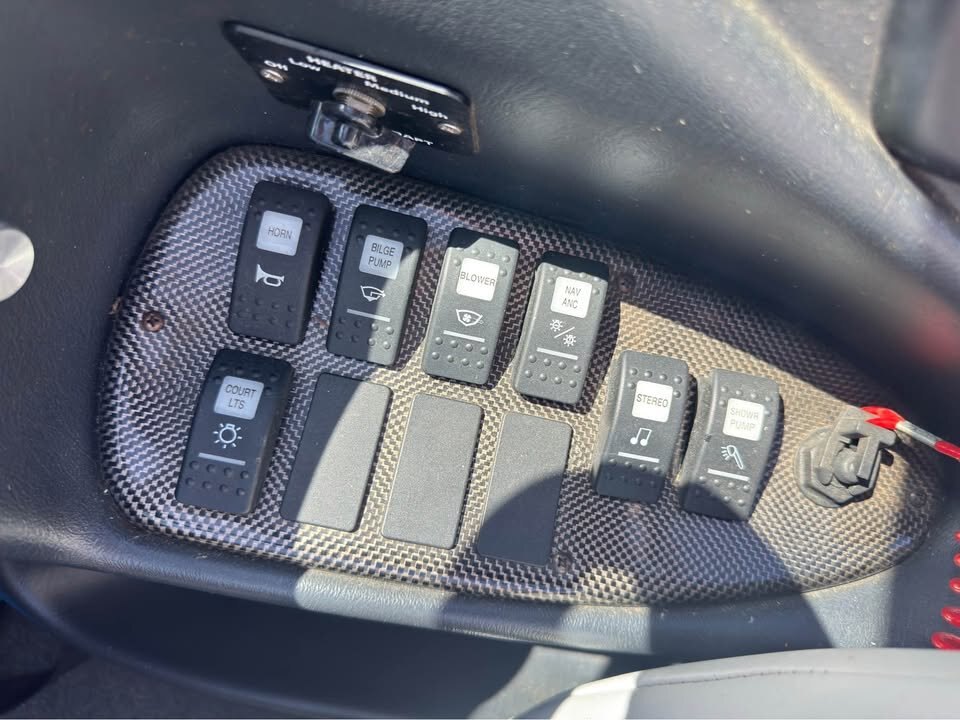 2005 CENTURION T5 THUNDER ONLY 163 HOURS **NO PAYMENTS FOR 6 MONTHS OAC**