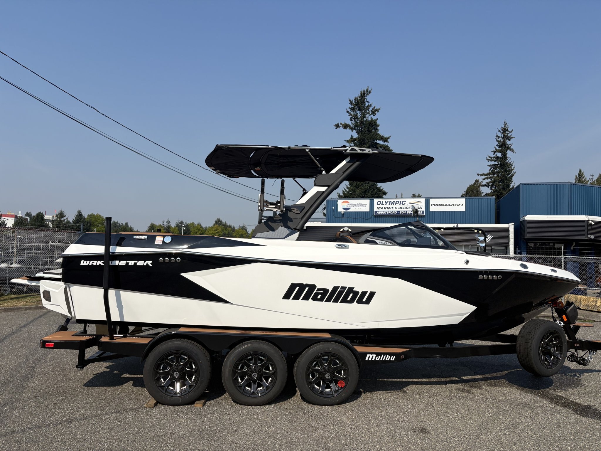 2027 MALIBU 23LSV ***FINANCING AVAILABLE***