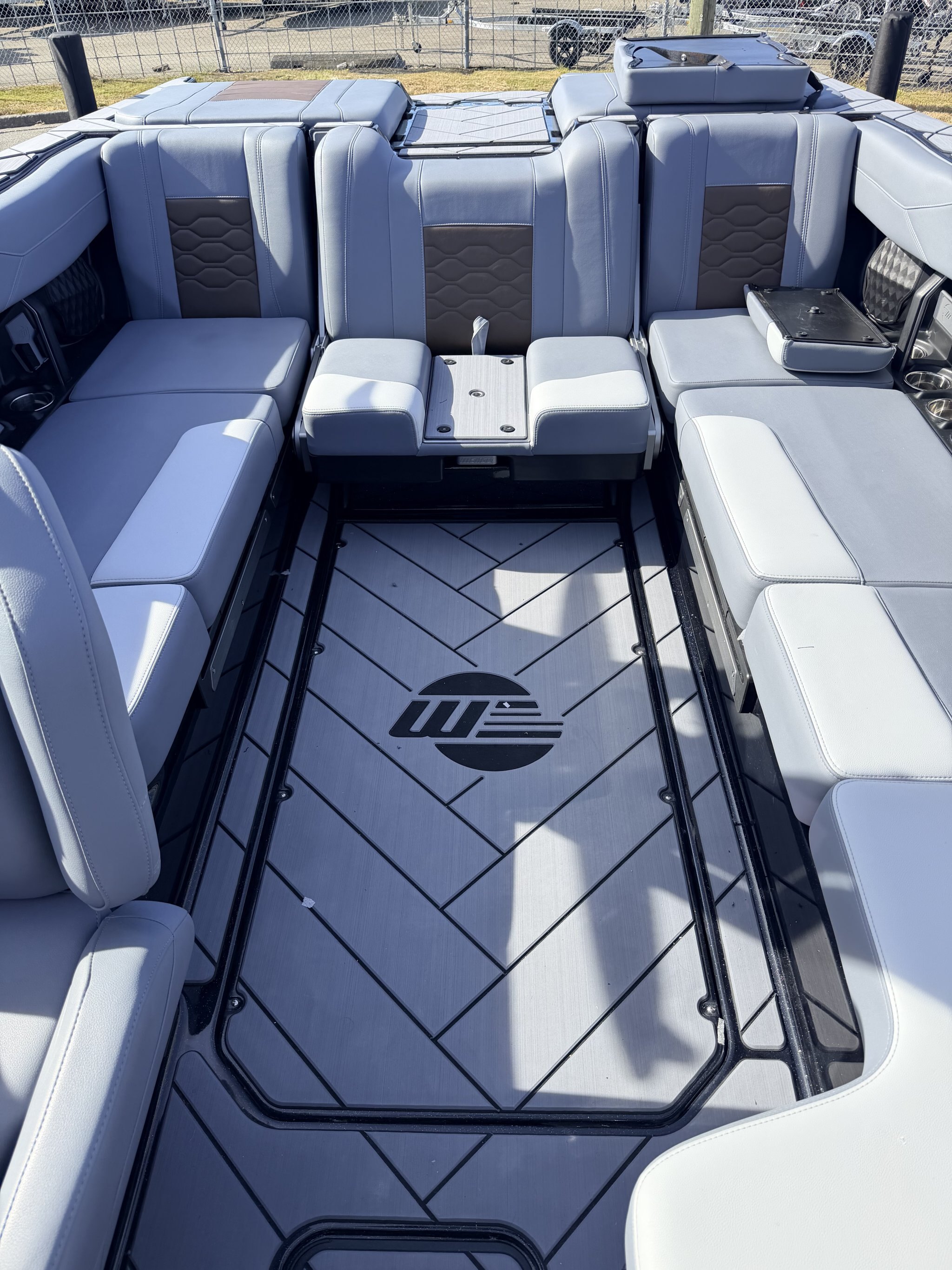 2027 MALIBU WAKSETTER 23 LSV ***FINANCING AVAILABLE***