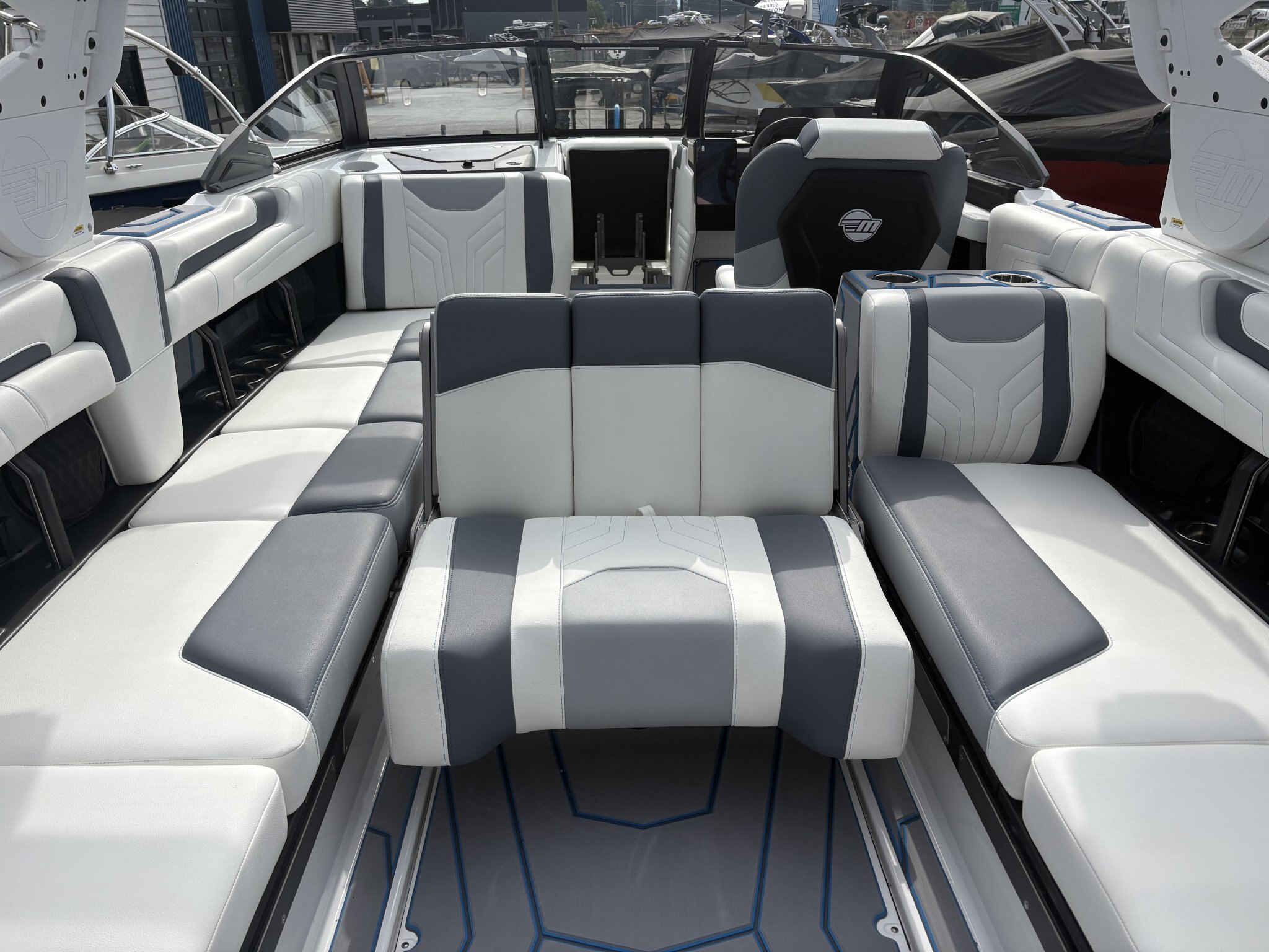 2027 MALIBU 25LSV ***FINANCING AVAILABLE***