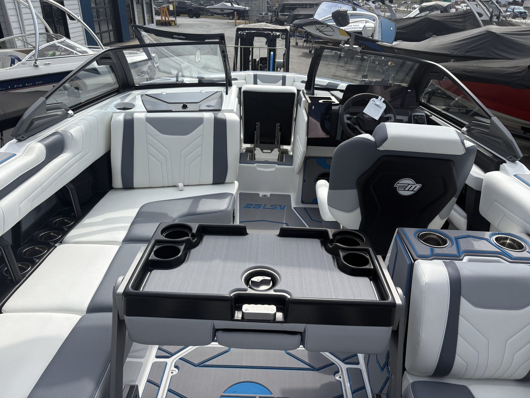 2027 MALIBU 25LSV ***FINANCING AVAILABLE***