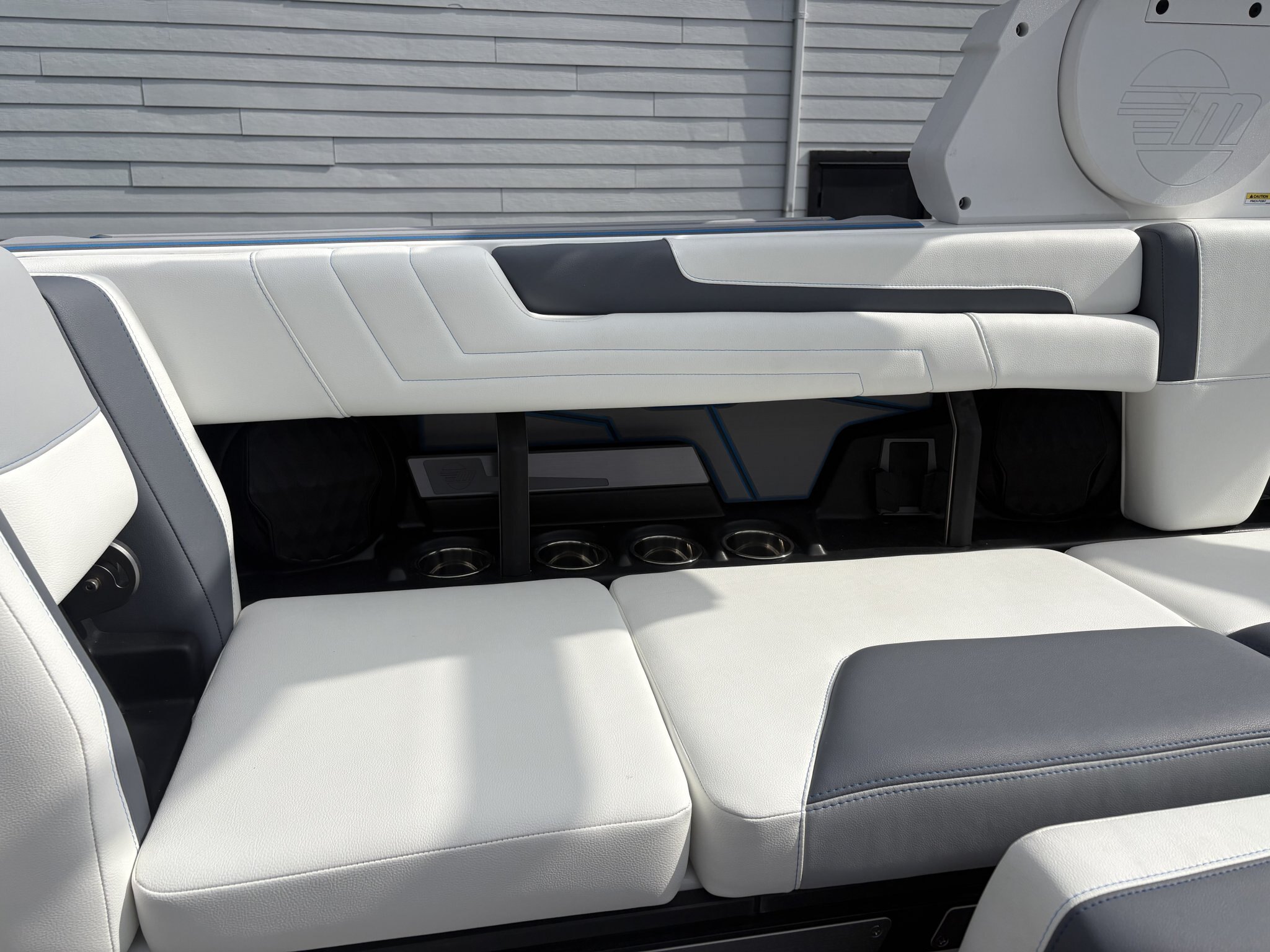 2027 MALIBU 25LSV ***FINANCING AVAILABLE***