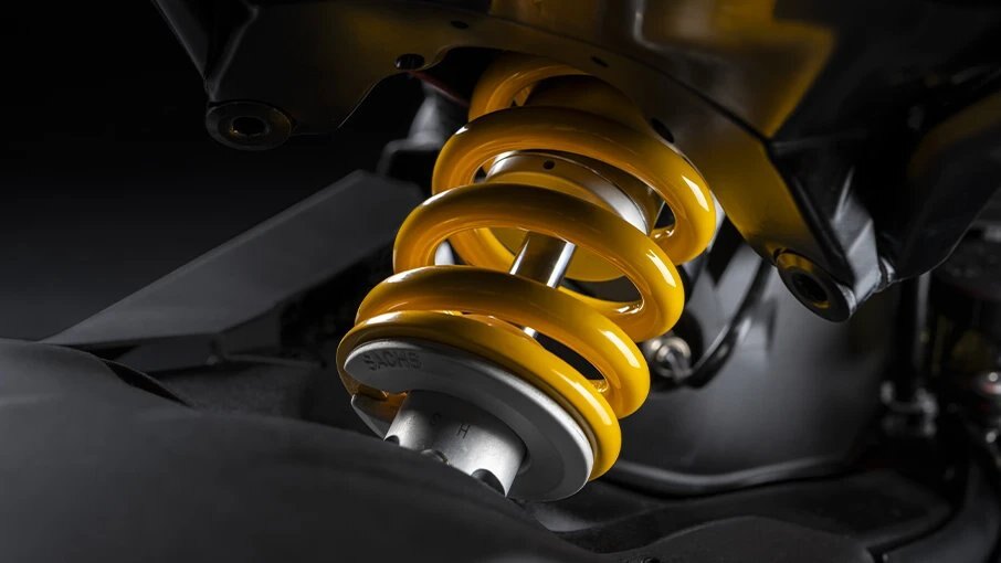 2025 Ducati Diavel V4 Black Roadster livery