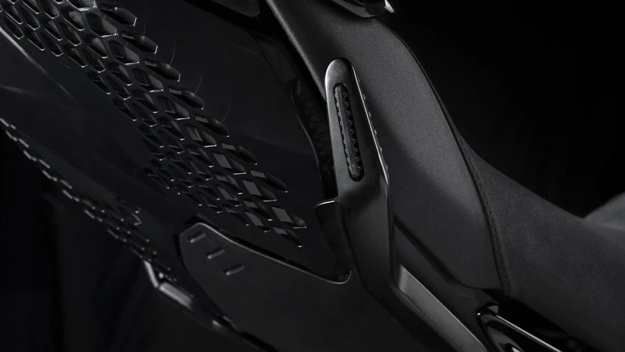 2025 Ducati Diavel V4 Black Roadster livery