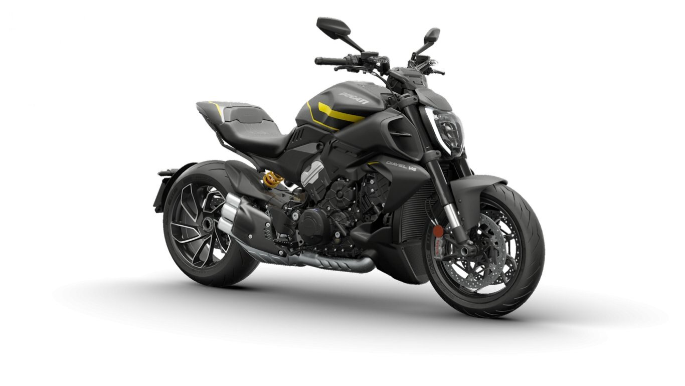 2025 Ducati Diavel V4 Black Roadster livery
