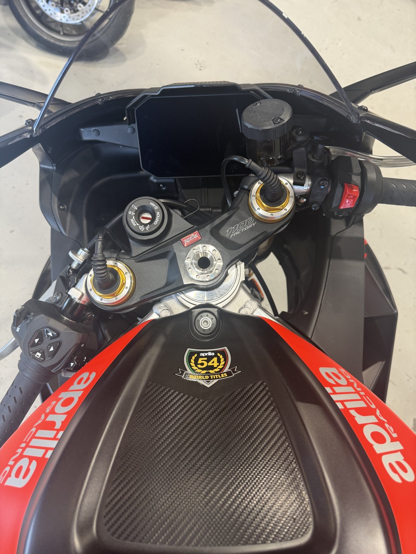 2024 Aprilia RSV4 Factory 1100