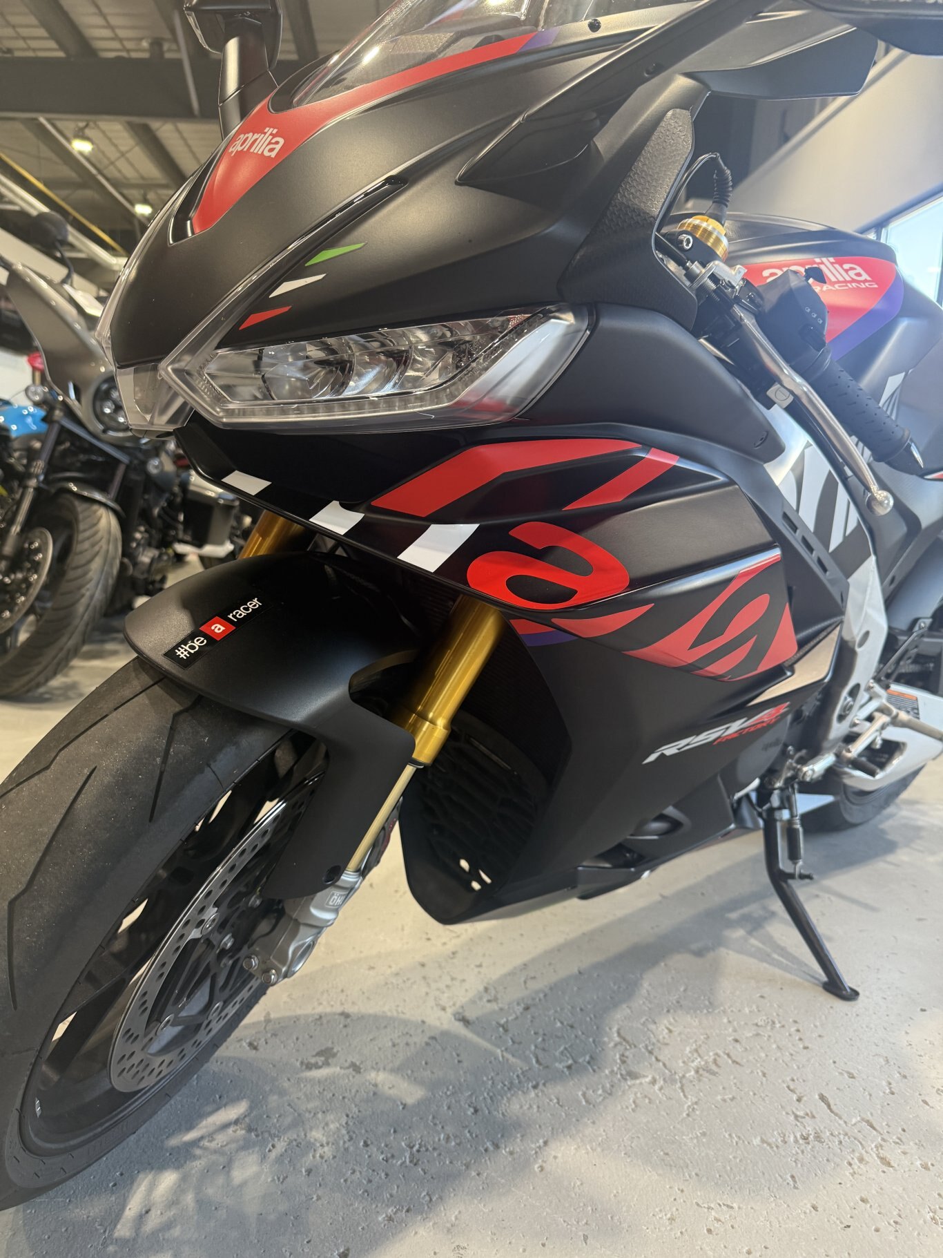 2024 Aprilia RSV4 Factory 1100