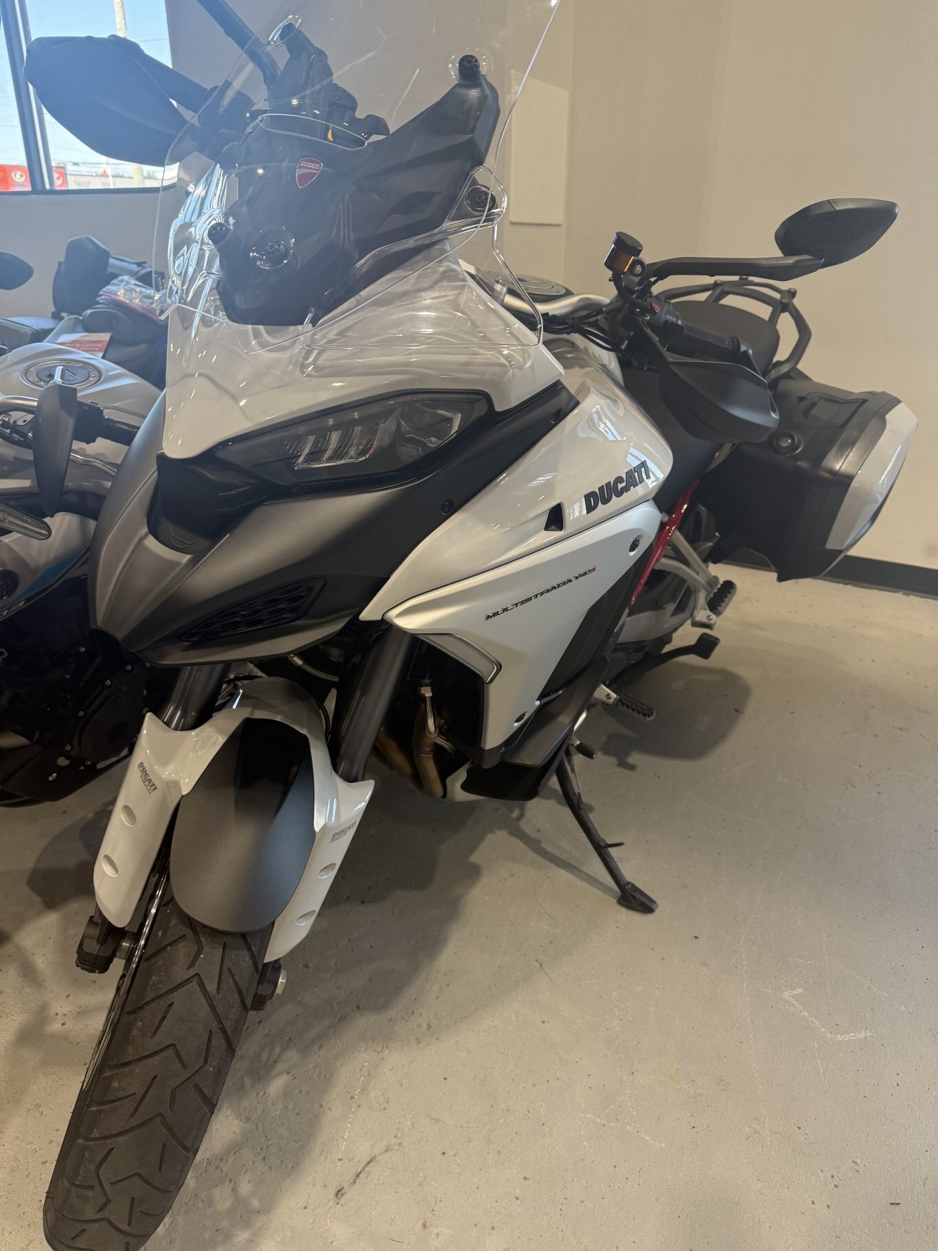 2023 Ducati Multistrada V4 S White