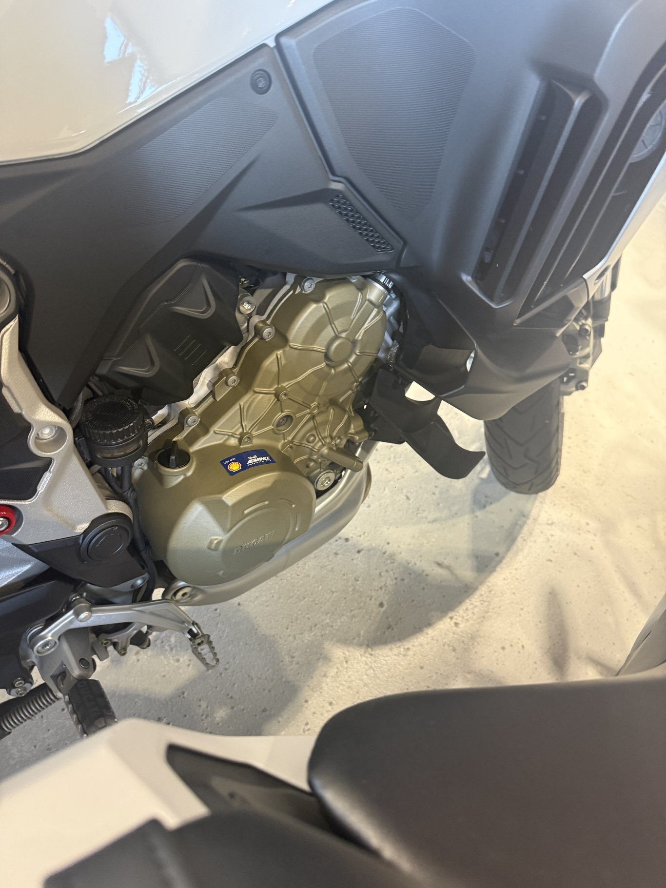 2023 Ducati Multistrada V4 S White