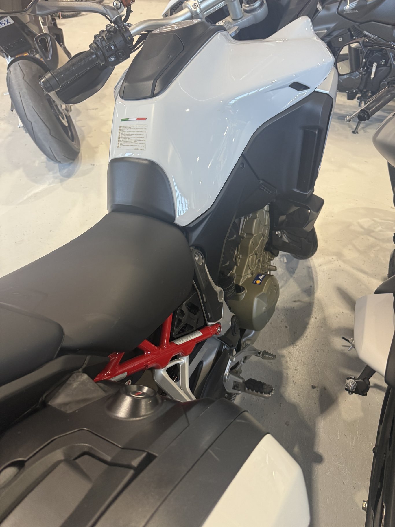 2023 Ducati Multistrada V4 S White