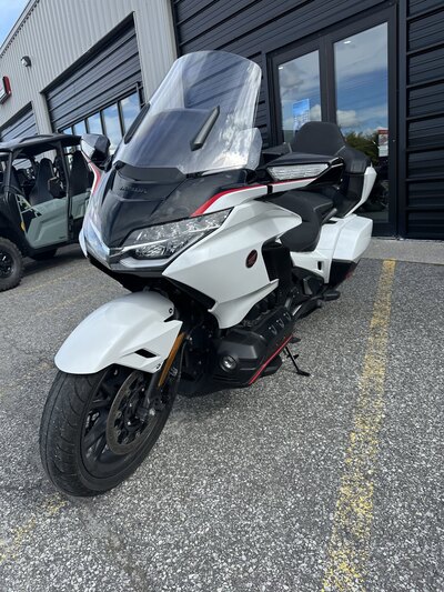 2024 Honda GOLD WING TOUR GREY METALLIC
