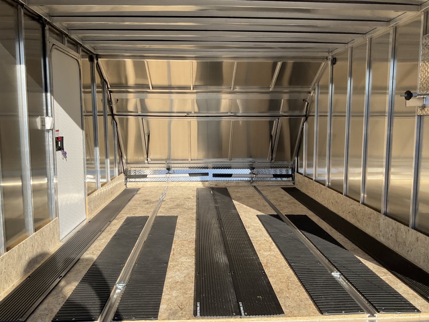 2026 Nitro 12x101 Hybrid All Aluminum Enclosed Snowmobile Trailer